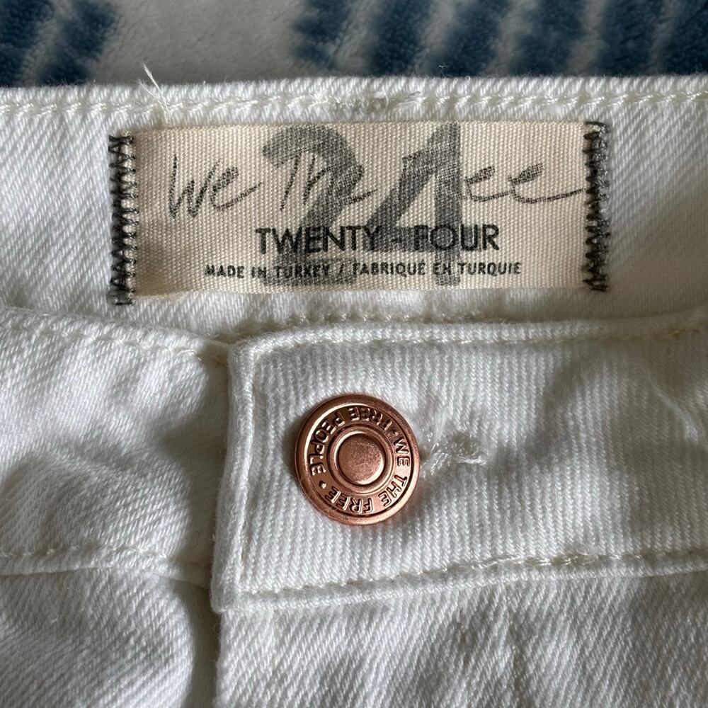 Free People We The Free White High Rise Flare Jeans Size 24 US 0/XS - Picture 2 of 7